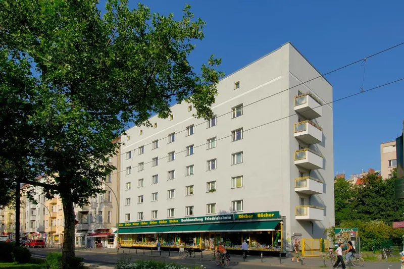3-Zimmer-Wohnung in Friedrichshain — photo 1
